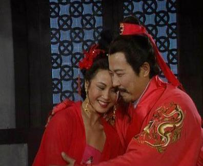 刘备睡觉有什么特殊癖好吗 为什么喜欢抱着玉美人呢