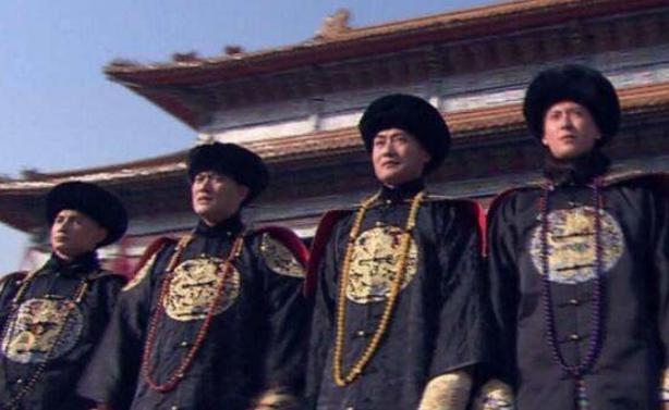 胡亥李世民都杀过兄弟，雍正为什么没杀八阿哥