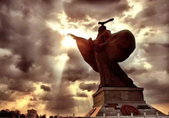 汉朝税收低，汉武帝是如何维持巨额战争开支的