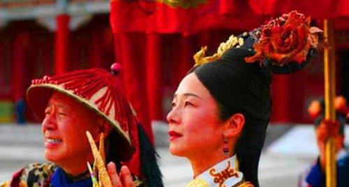 李莲英为什么死后只剩下了一个头