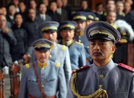 李莲英为什么死后只剩下了一个头