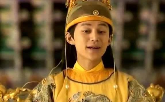 宁王要谋反时，为什么兵部尚书乔宇却整日游山玩水