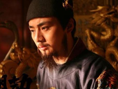 清朝在历史上的时间不算短 为什么没有一个昏君呢