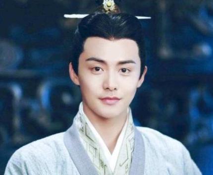 刘备可是打着匡扶汉室的旗号 为什么汉献帝不前去投靠他呢