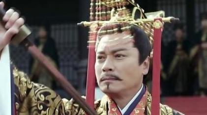 斗子文为什么要躲起来