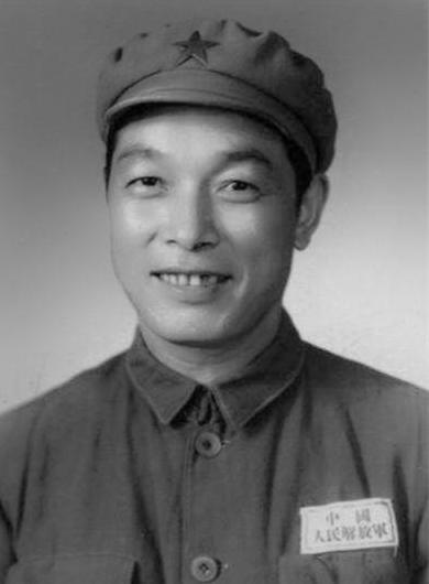 尹先炳明明打仗很猛,为什么会一直是大校军衔