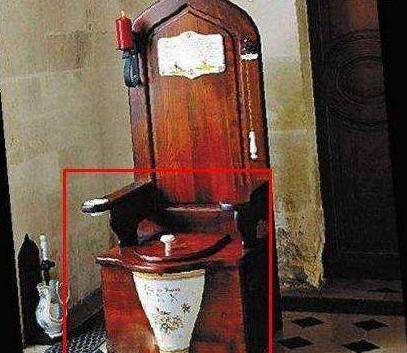 古时代的人都是什么样的茅房 他们是怎么上厕所的