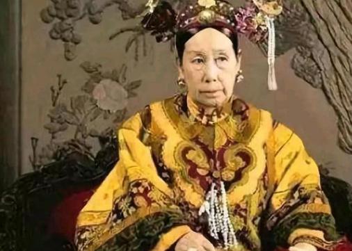 戊戌变法时慈禧要杀袁世凯，荣禄为什么要站出来保他