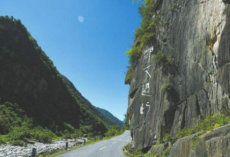 邓艾灭蜀偷渡的地方是现在的哪里 这个地方地势有多险要