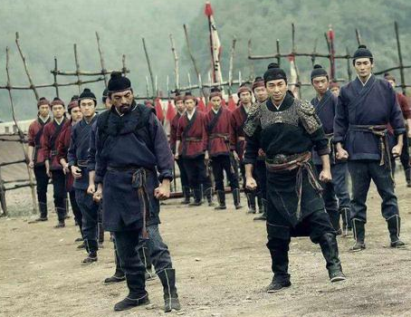 明朝火器得到广泛应用，为什么最终还是走向了灭亡