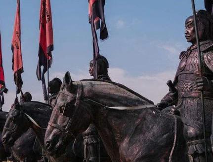 古代将军骑的战马为什么基本都是黑色的不是白色呢 想做活靶子就骑白马