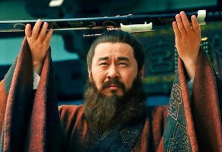 为什么说曹操已经具备了称帝的所有条件