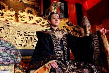 后周太祖郭威为什么要把皇位传给柴荣