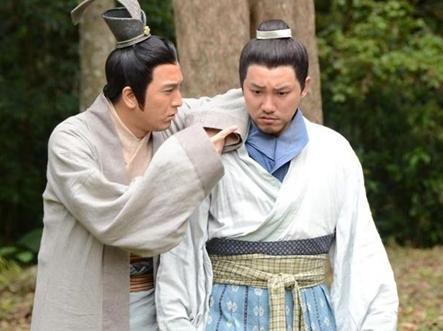 荆州兵强马壮为什么蔡瑁会轻易投降曹操 只因内忧大于外患