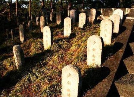 藏重康美是一个什么样的人 为什么战后日本想要回尸骸却被拒绝