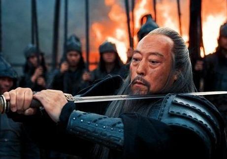 曹操为什么不把刘备囚禁到死