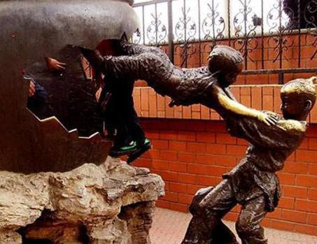 司马光砸缸救得人是谁 他们后来怎么样了