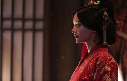 以嫡以长曹丕都是接班人的不二人选 为什么曹操迟迟不让他接班呢