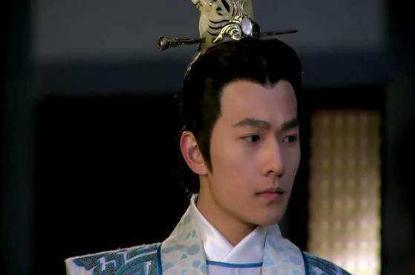 以嫡以长曹丕都是接班人的不二人选 为什么曹操迟迟不让他接班呢