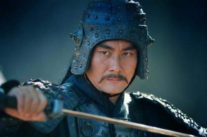 以嫡以长曹丕都是接班人的不二人选 为什么曹操迟迟不让他接班呢