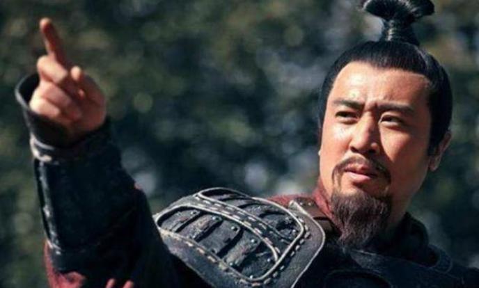 三国著名的衣带诏事件中,刘备为什么要逃走