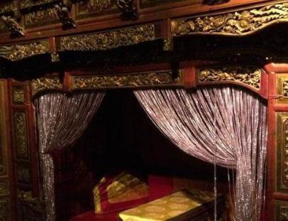 古代的夜生活单调吗 除了早点睡觉还能娶哪里