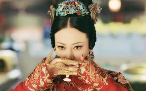 后宫之中皇后为尊,“皇贵妃”仅次于皇后为什么不会危及其地位