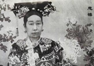 慈禧为什么让光绪叫自己“亲爸爸”