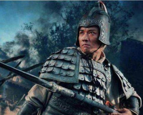 赵云屡立战功，为什么官职不是很高