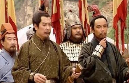 刘备称王的时候，为什么没为关张二人封王呢