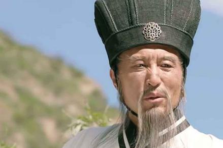 诸葛亮为什么把持朝政不放权