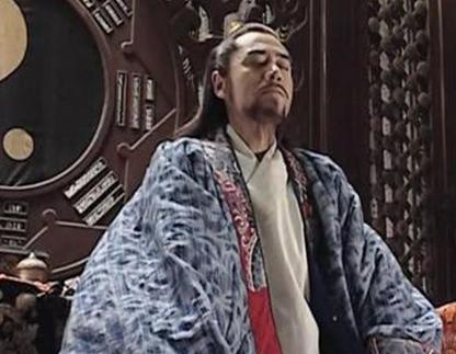 严嵩父子狼狈为奸 嘉靖为什么只杀严世蕃而不杀严嵩