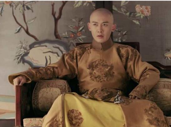 乾隆不交出玉玺，为什么还要禅位于嘉庆