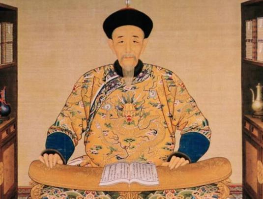 乾隆不交出玉玺，为什么还要禅位于嘉庆