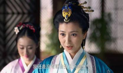 芈月传中太子发誓时 樊长使为什么会露出不屑的表情