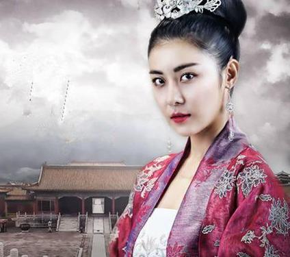 历史上皇帝在上妃子的日子才能好过 此妃子为什么敢逼皇帝退位