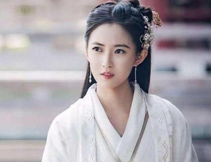 历史上皇帝在上妃子的日子才能好过 此妃子为什么敢逼皇帝退位