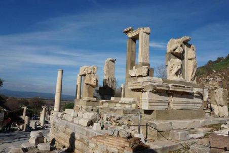 奥斯曼帝国是怎么衰落的 是什么原因导致的