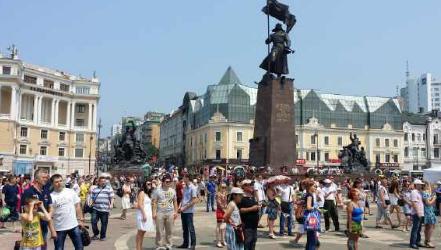 为什么港澳都回归中国了 海参崴却没有呢