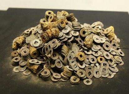 古代官员是怎么发放工资 没有银行就不能发工资吗