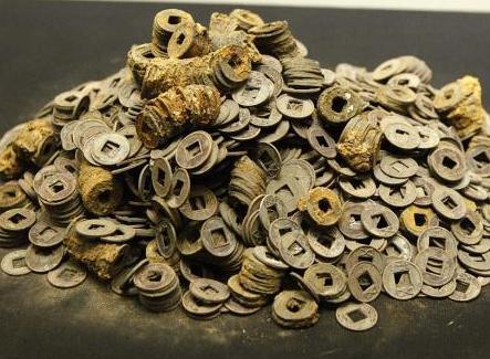 古代官员是怎么发放工资 没有银行就不能发工资吗