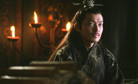 周瑜遭到曹操和刘备的抹黑,为什么孙权还如此信任他