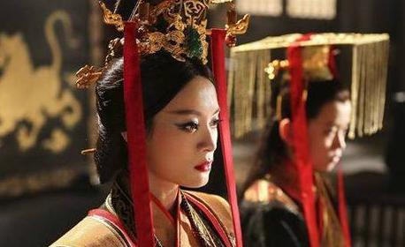 既然太后不称哀家 历史上的太后又是怎么自称呢