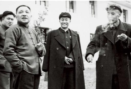 吕正操遭叛变者出卖,他是怎么从包围圈死里逃生的