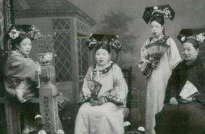 清朝灭亡之后那些格格都嫁给了什么人 他们的后代现在如何