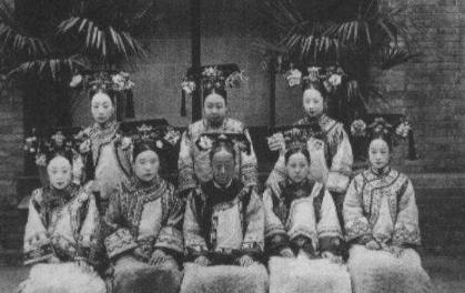 清朝灭亡之后那些格格都嫁给了什么人 他们的后代现在如何