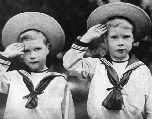 伊丽莎白二世是怎么当选英国女王的 事情要从什么地方说起