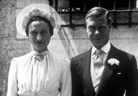 伊丽莎白二世是怎么当选英国女王的 事情要从什么地方说起