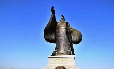 汉武帝时期四面出击频年徭役重，为什么没有重蹈秦国的覆辙
