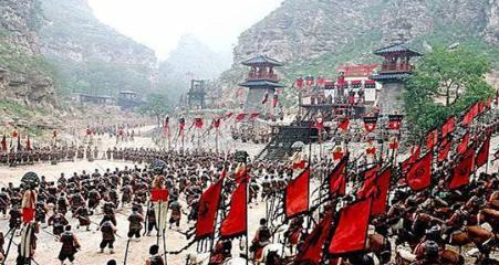 古代打仗第一排这么的危险 为什么还是有人不停的往上冲呢